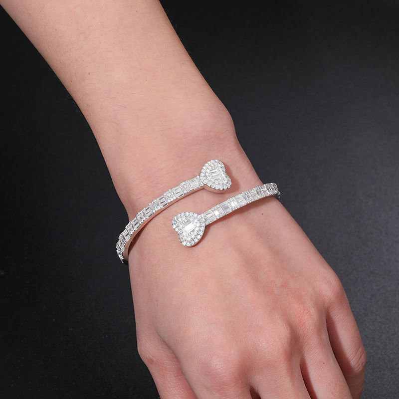 hiphop moissanite jewelry