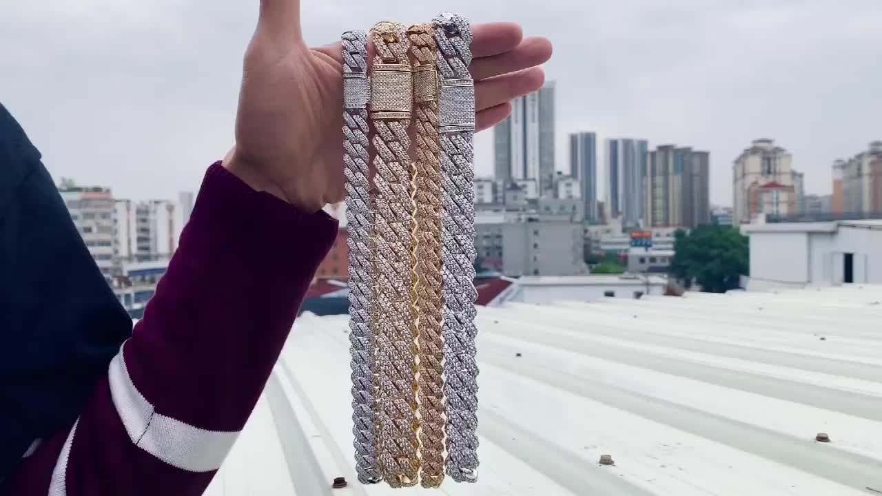 VVS moissanite chain