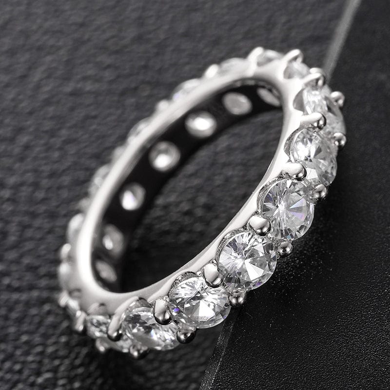 best VVS moissanite diamond engagment ring