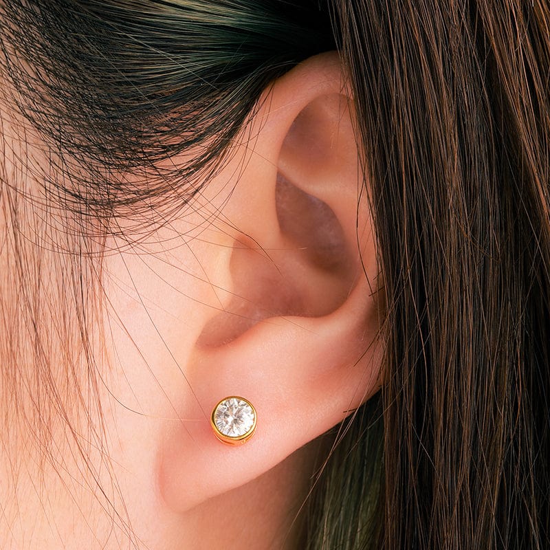 VVs moissanite earrings