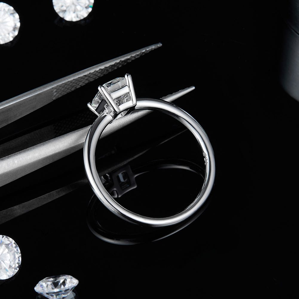moissanite diamond engagement ring