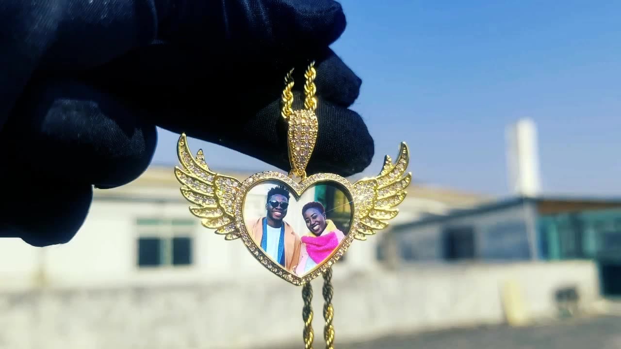 Gold Plated Brass Iced Out CZ Stone Heart Wing Custom Photo Pendant With Chain