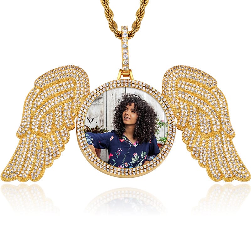 Hot Selling 18K Gold Plated Brass Zircon Iced Out Big Wing Photo Pendant With Rope Chain