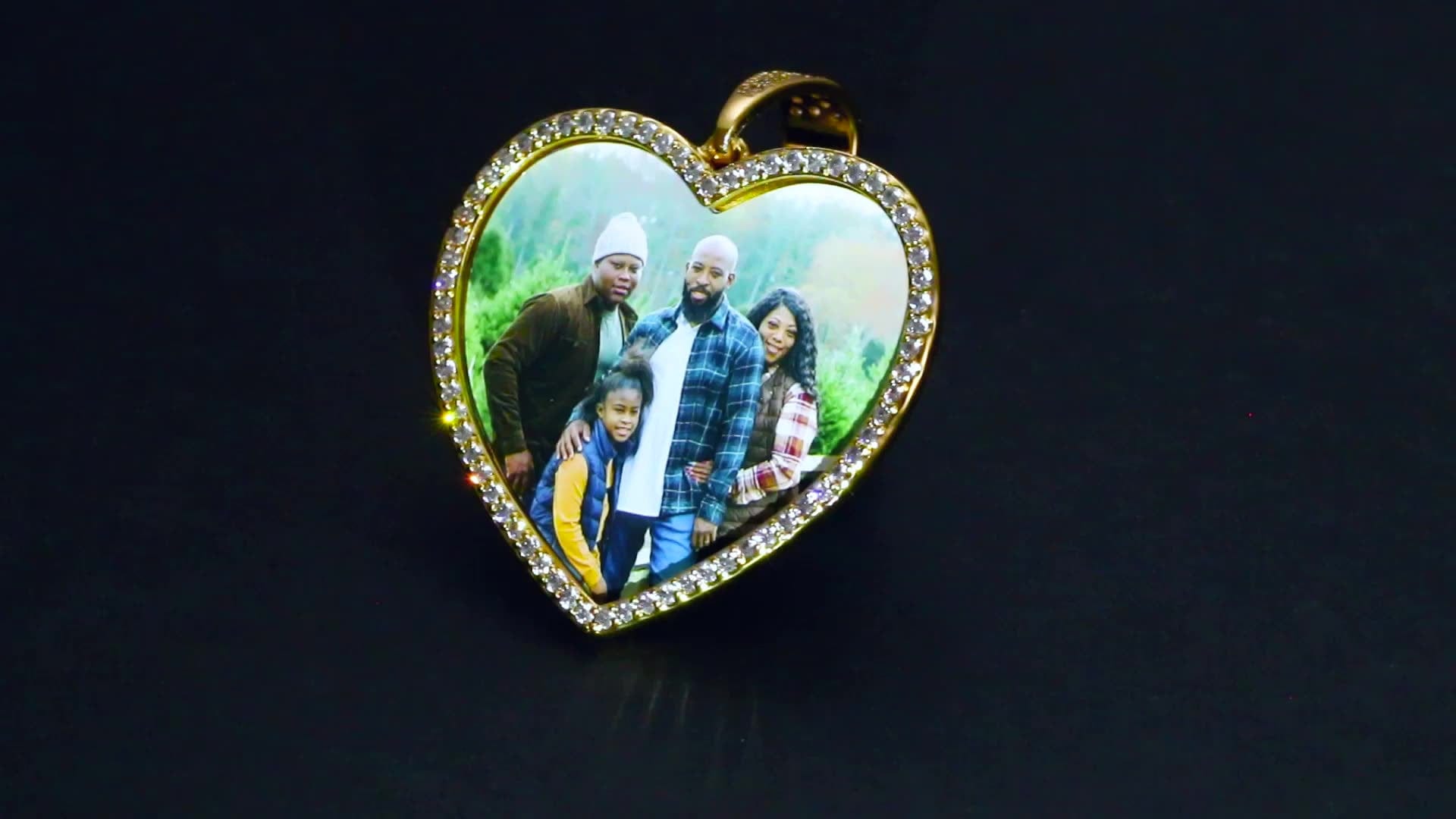 Sublimation Blanks 18K Gold Plated Iced Out Heart Custom Photo Frame Pendant Necklace